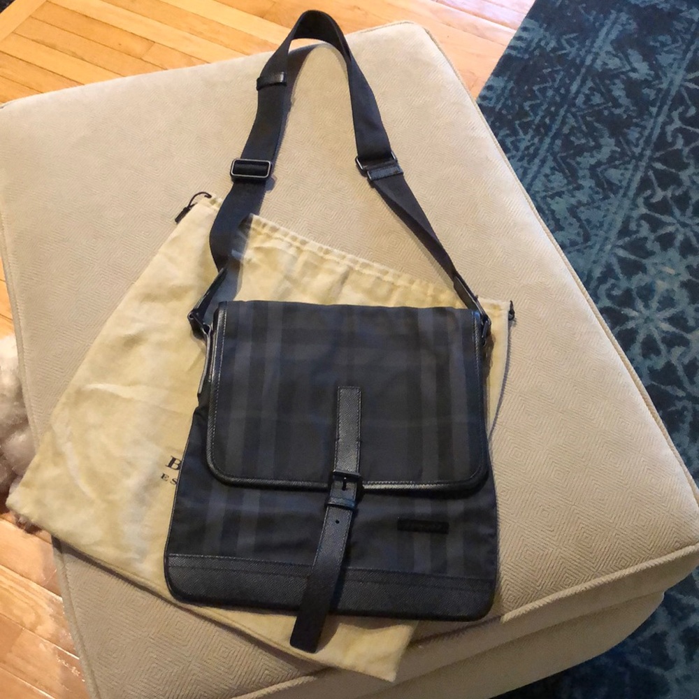 Burberry Crossbody Purse - Picture 2 of 12